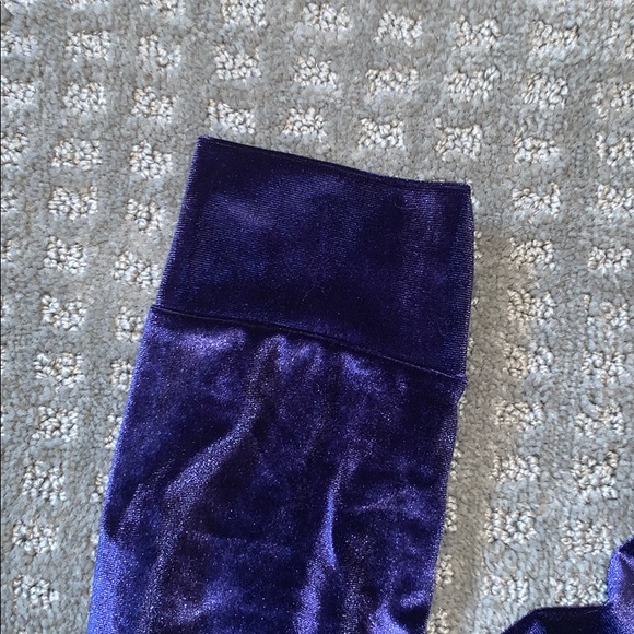 Forever 21 Velour Pullover Hoodie - Picture 5 of 6